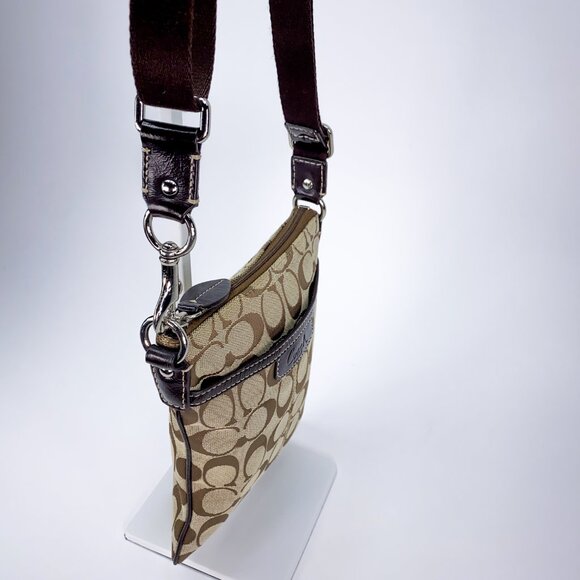 COACH Signature C Jacquard Canvas Crossbody Messenger Bag - Picture 13 of 16